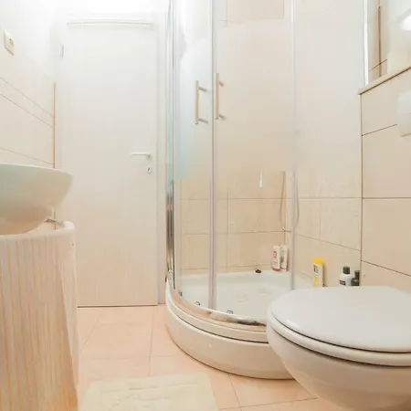 Stonehouse Korlat With Open-air Jacuzzi