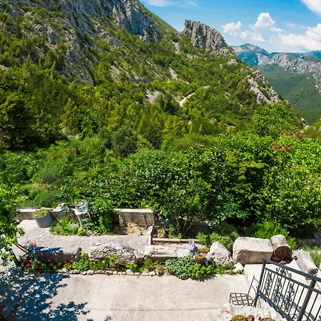 Stonehouse Korlat With Open-air Jacuzzi 别墅 *