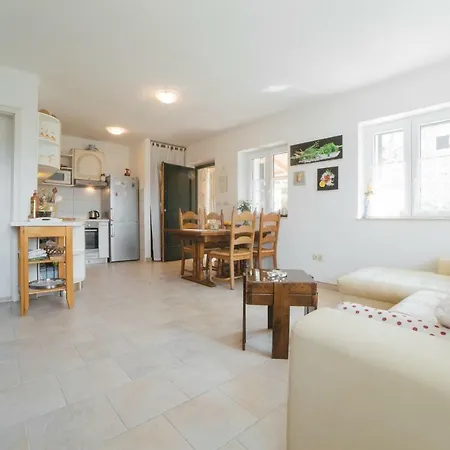 Stonehouse Korlat With Open-air Jacuzzi Villa